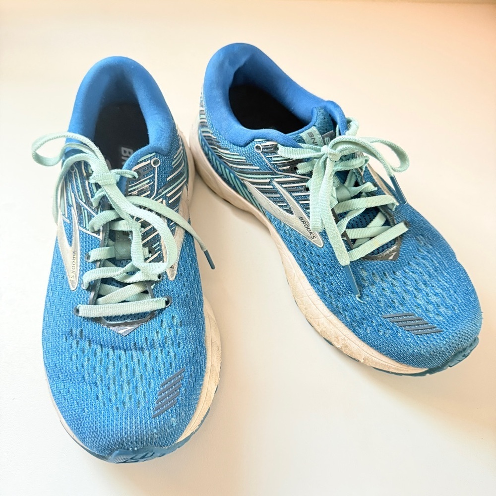Brooks Ghost 12 Blue Running Shoes Women’s Size 8